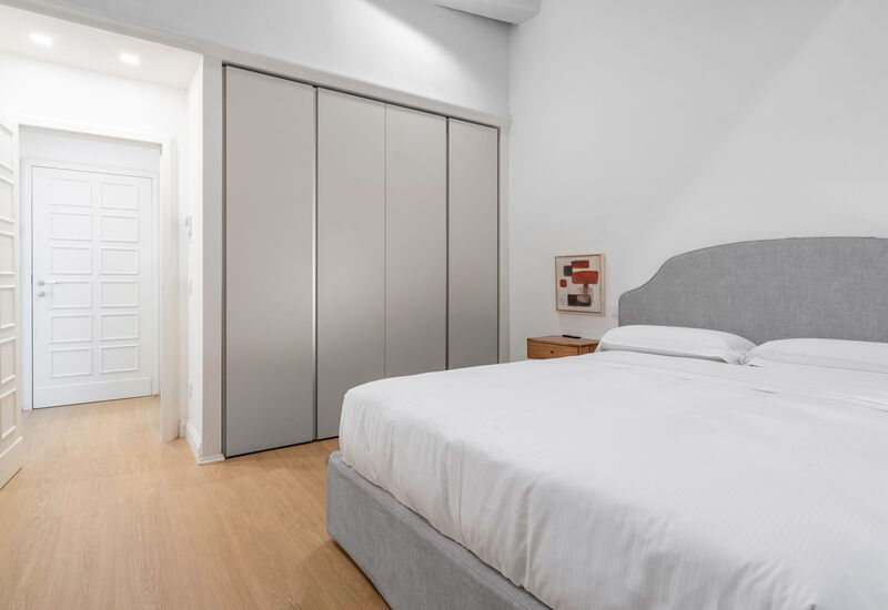 Elegant Apartments Near The Duomo - Deservi Elegant Apt. Leonardo: Automne, chambre à coucher, Été, Hiver, Printemps