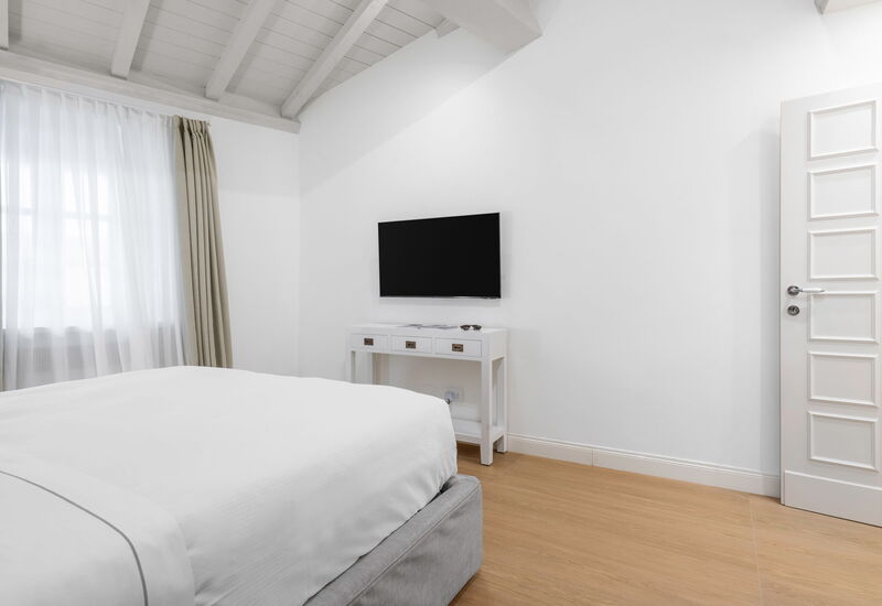 Elegant Apartments Near The Duomo - Deservi Elegant Apt. Leonardo: Automne, chambre à coucher, Été, Hiver, Printemps