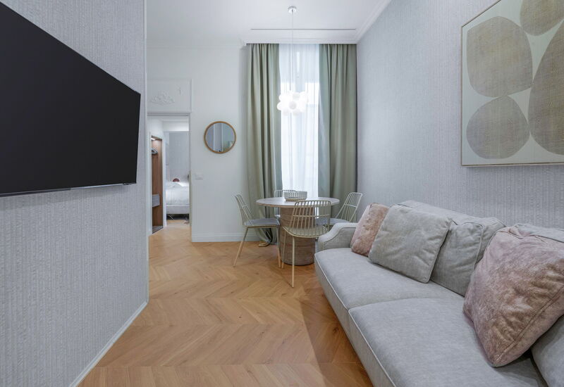 Elegant Apartments Near The Duomo - Deservi Elegant Apt. Dante: Automne, Cuisine, Été, Hiver, Printemps, Salon