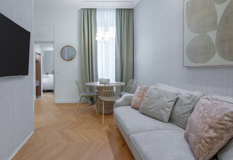 Elegant Apartments Near The Duomo - Deservi Elegant Apt. Dante: Automne, Cuisine, Été, Hiver, Printemps, Salon