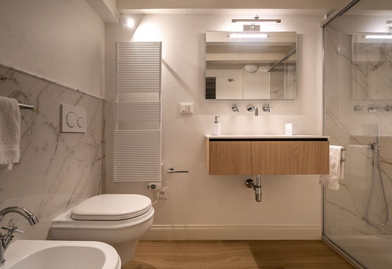 Elegant Apartments Near The Duomo - Deservi Elegant Apt. Michelangelo: Automne, Été, Hiver, Printemps, Salle de bain