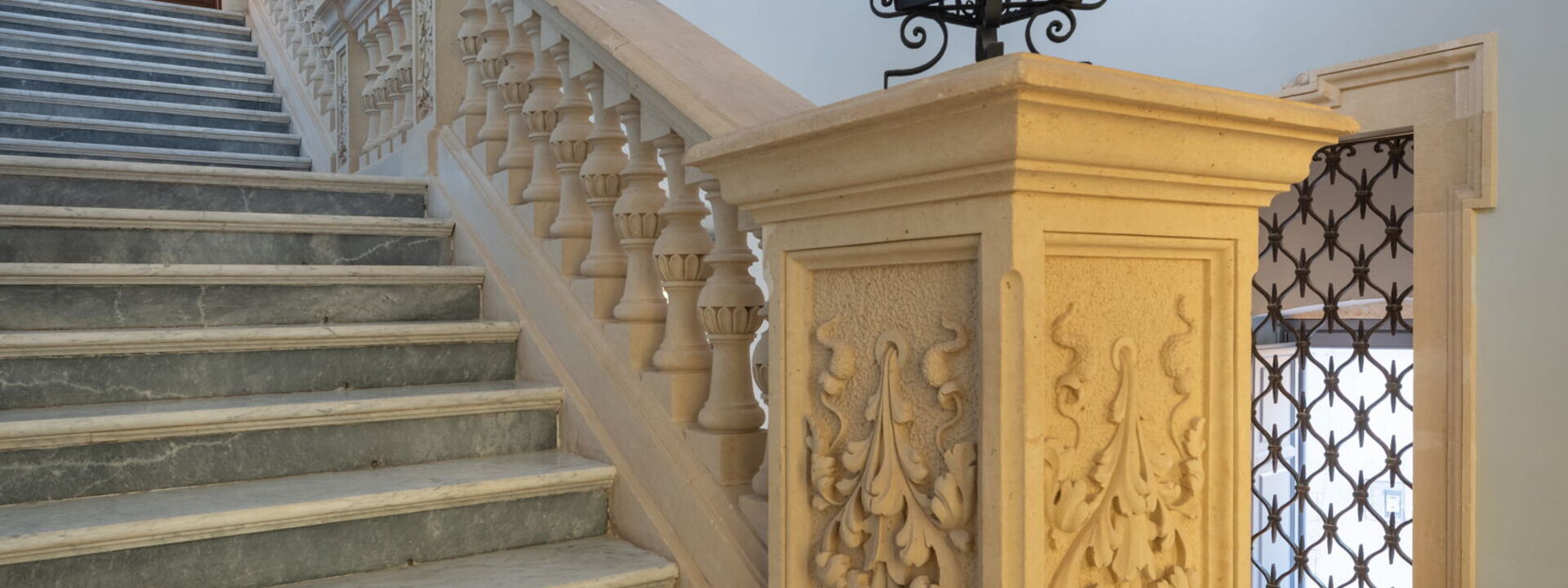 Palazzo Villani Lubelli: Autunno, Estate, Primavera, Soggiorno