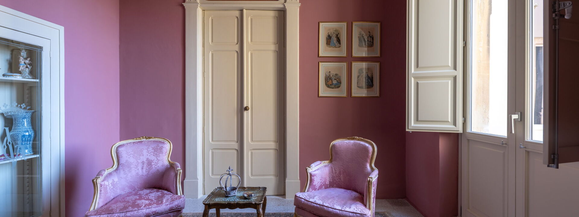 Palazzo Villani Lubelli: Autunno, Estate, Primavera, Soggiorno