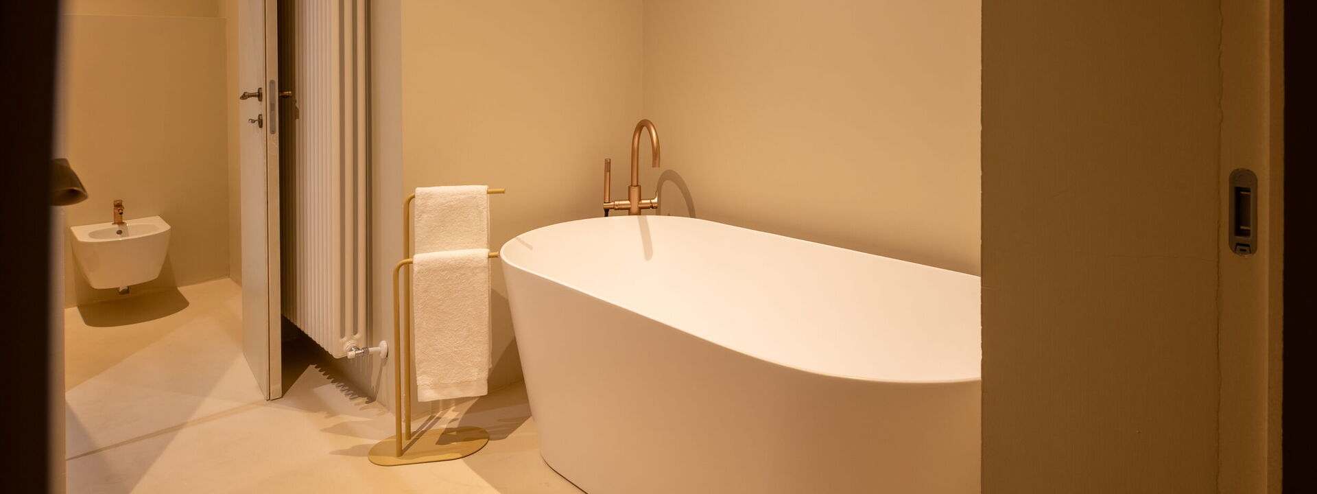 Palazzo Villani Lubelli: Autunno, Bagno, Estate, Primavera