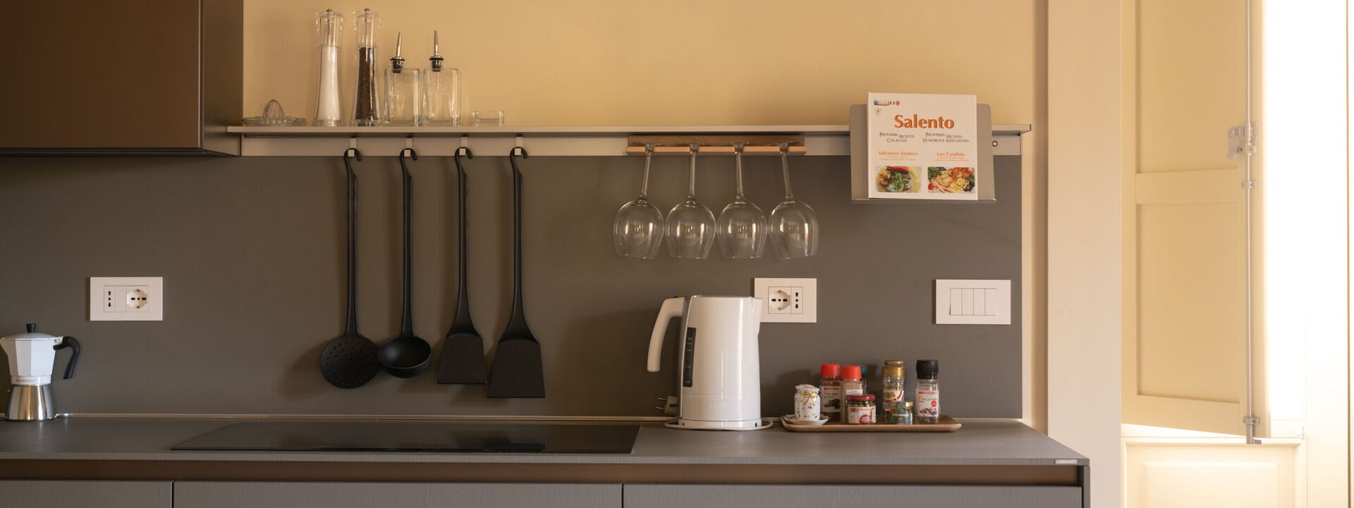 Palazzo Villani Lubelli: Autunno, Cucina, Estate, Primavera