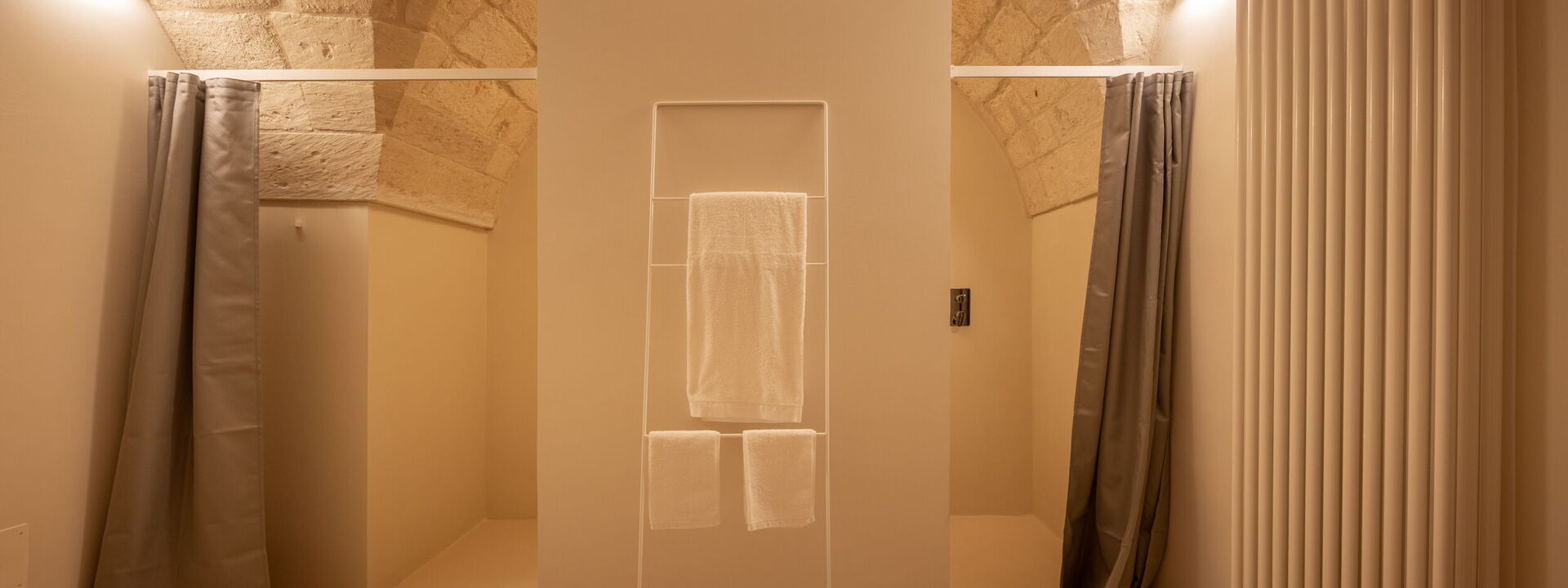 Palazzo Villani Lubelli: Autunno, Bagno, Estate, Primavera