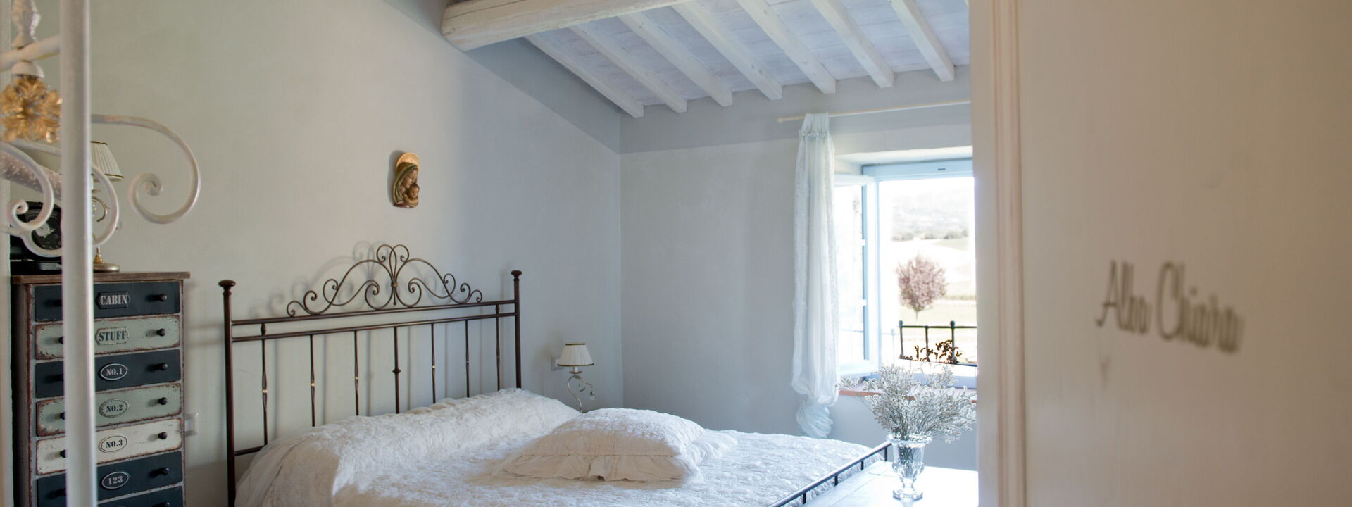 Le Tre Virtù Luxury Relais, Private Pool, Mugello: Autunno, Camera da letto, Estate, Primavera