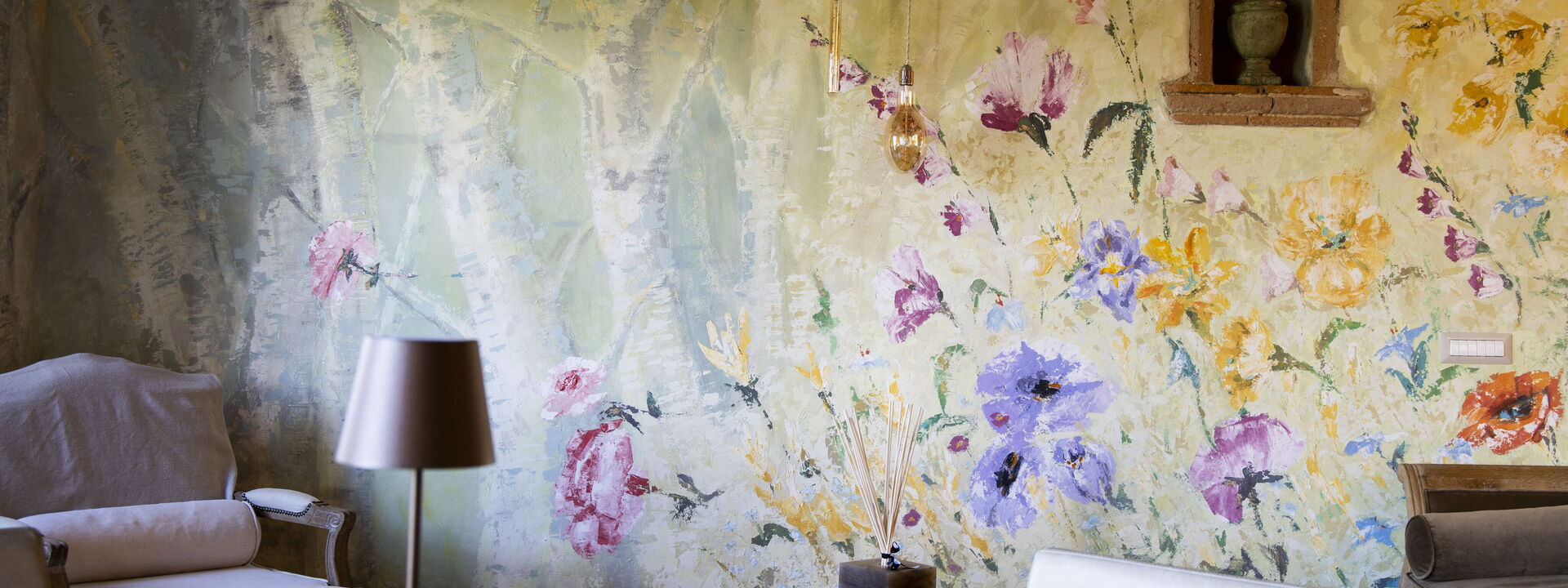 Le Tre Virtù Luxury Relais, Private Pool, Mugello: Autunno, Dettagli della stanza, Estate, Primavera