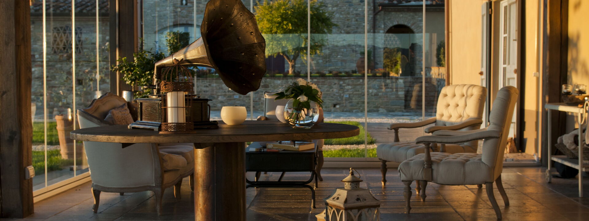 Le Tre Virtù Luxury Relais, Private Pool, Mugello: Autunno, Balcone / Terrazza / Patio, Estate, Primavera