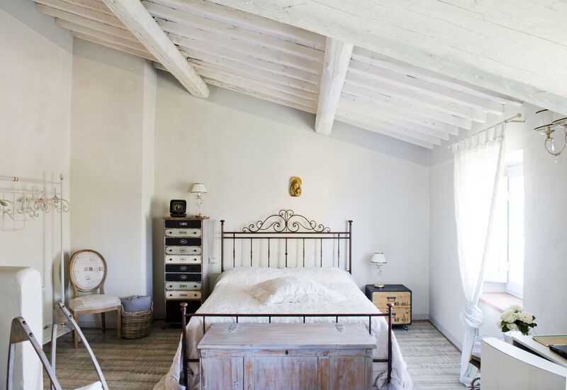 Le Tre Virtù Luxury Relais, Private Pool, Mugello: Frühling, Herbst, Schlafzimmer, Sommer