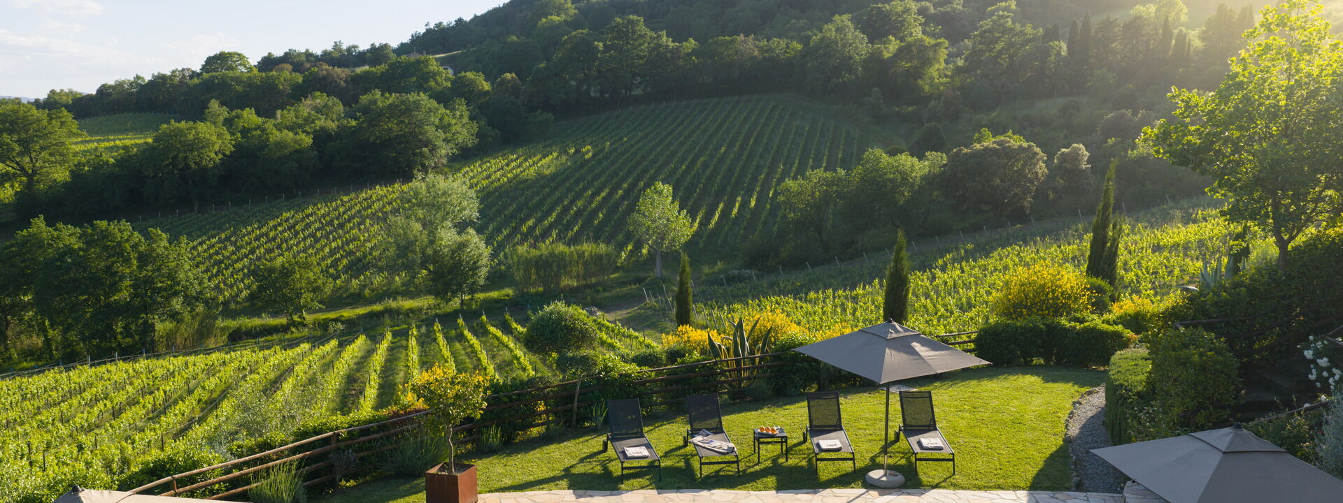 Villa la Cerbaina: Building Exterior, Pool, Scenic View