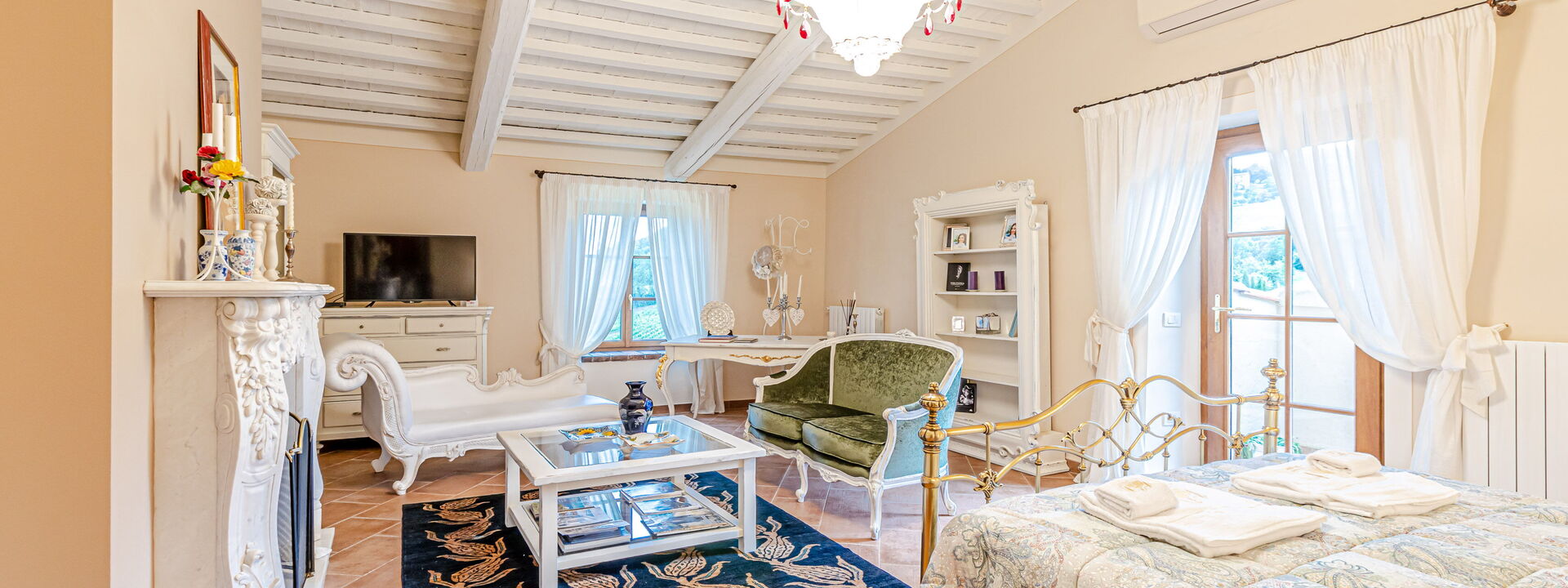 Villa la Cerbaina: First Floor