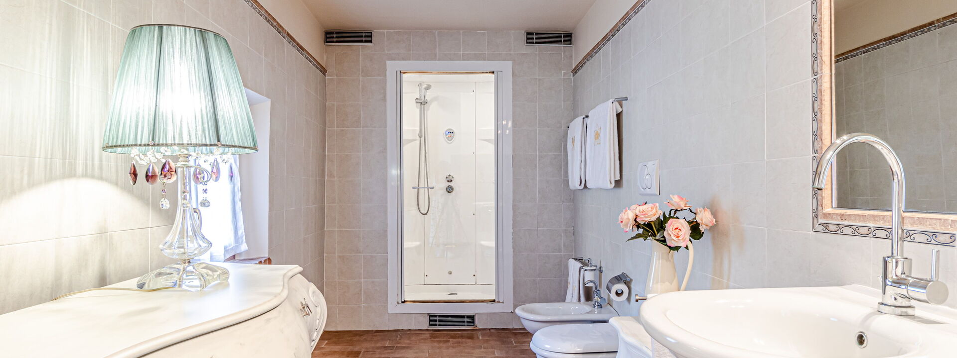 Villa la Cerbaina: Bagno, Idromassaggio