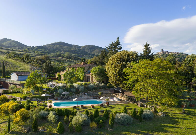 Villa la Cerbaina: Ansichten, Außen, Garten, Schwimmbad