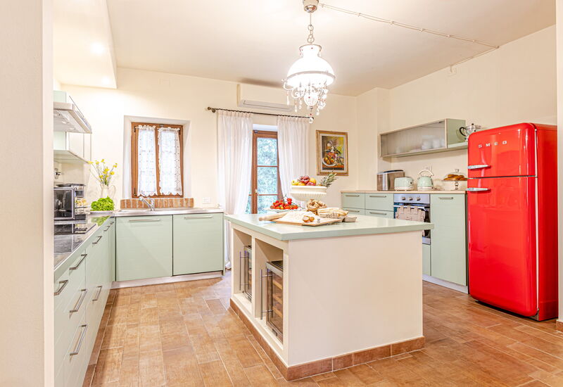 Villa la Cerbaina: Ground Floor kitchen