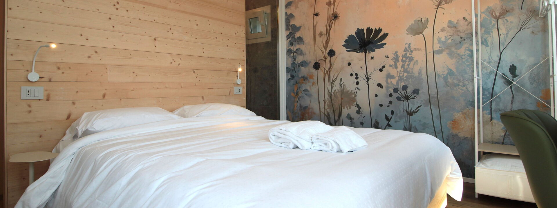 Villa Valdobbiadene Pool Spa: Autumn, Bedroom, Spring, Summer