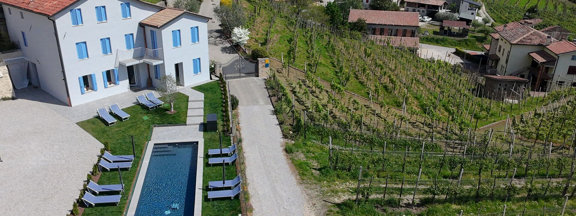 Villa Valdobbiadene Pool Spa: Autumn, Pool, Spring, Summer