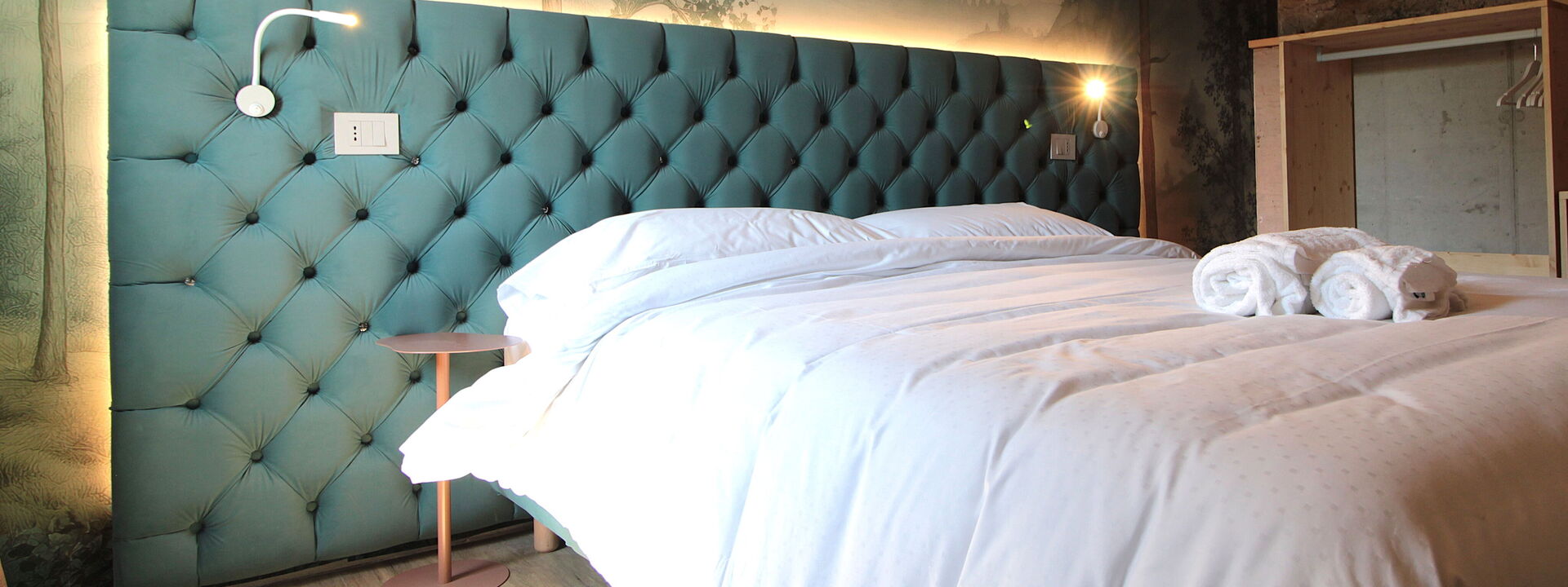Villa Valdobbiadene Pool Spa: Autumn, Bedroom, Spring, Summer