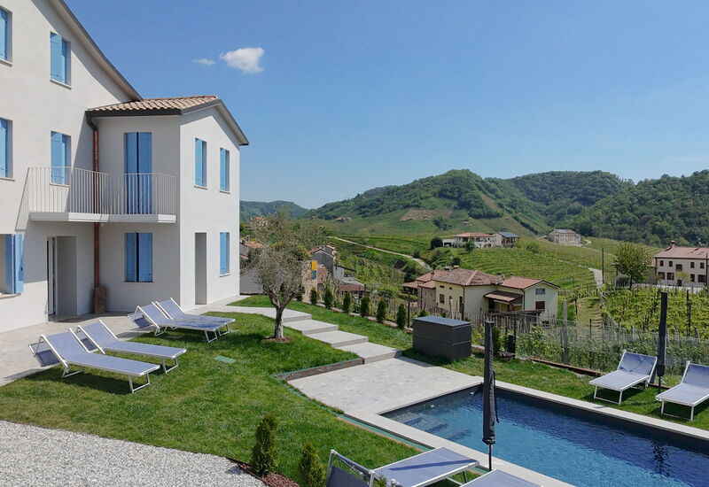 Villa Valdobbiadene Pool Spa: Autumn, Pool, Spring, Summer