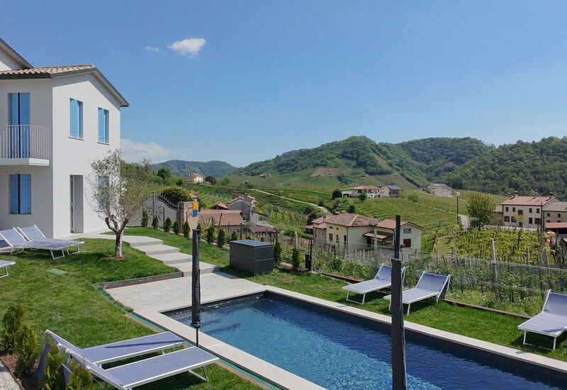 Villa Valdobbiadene Pool Spa: Autumn, Pool, Spring, Summer