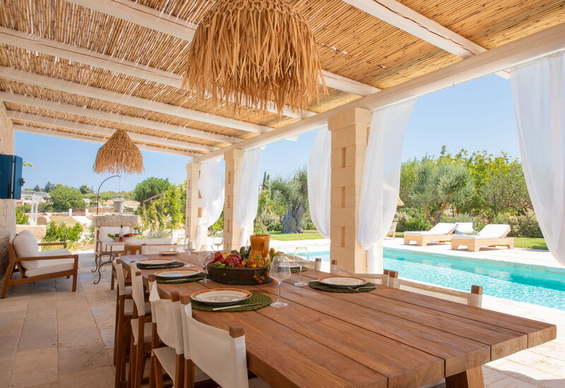 Trulli Valle D'Itria - Martina Franca: Außen, Balkon / Terrasse / Patio, Draussen, Frühling, Herbst, Schwimmbad, Sommer, Winter