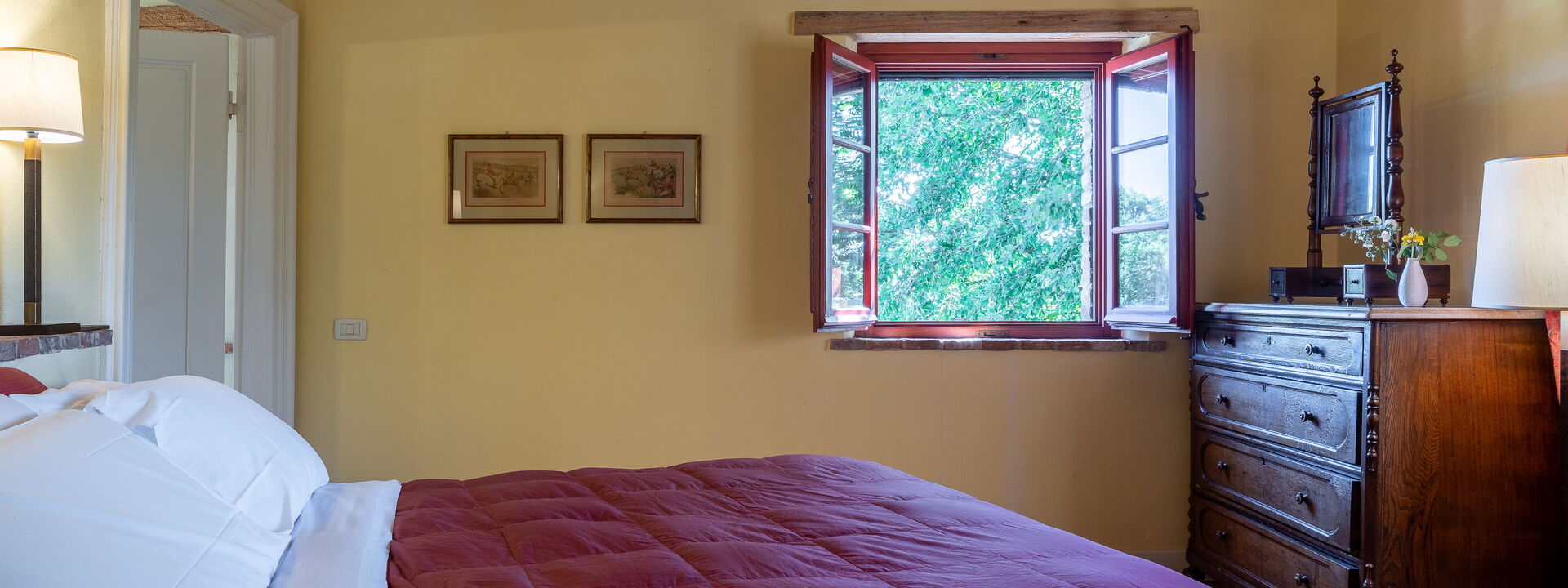 Villa Santa Barbara: Automne, chambre à coucher, Été, Printemps