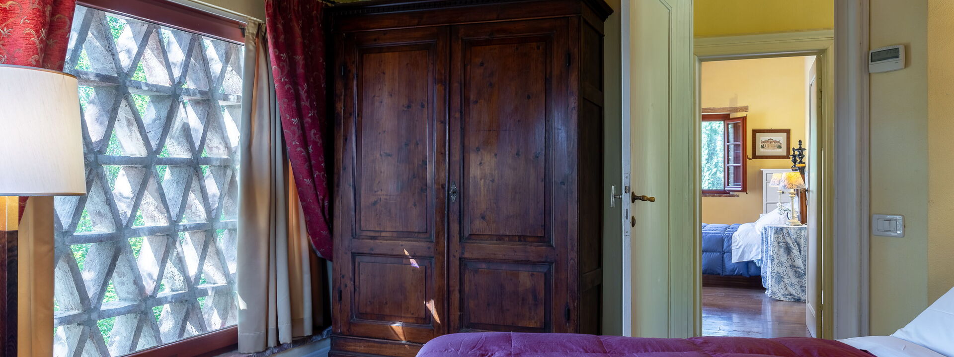 Villa Santa Barbara: Automne, chambre à coucher, Été, Printemps