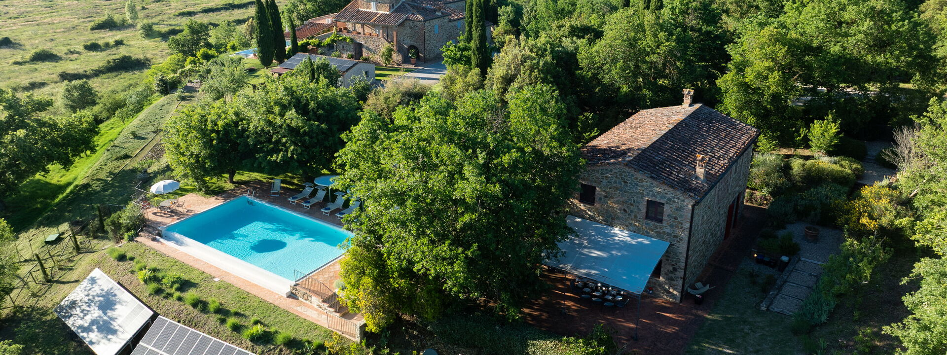 Villa Santa Barbara: Automne, bassin, Été, Jardin, Printemps