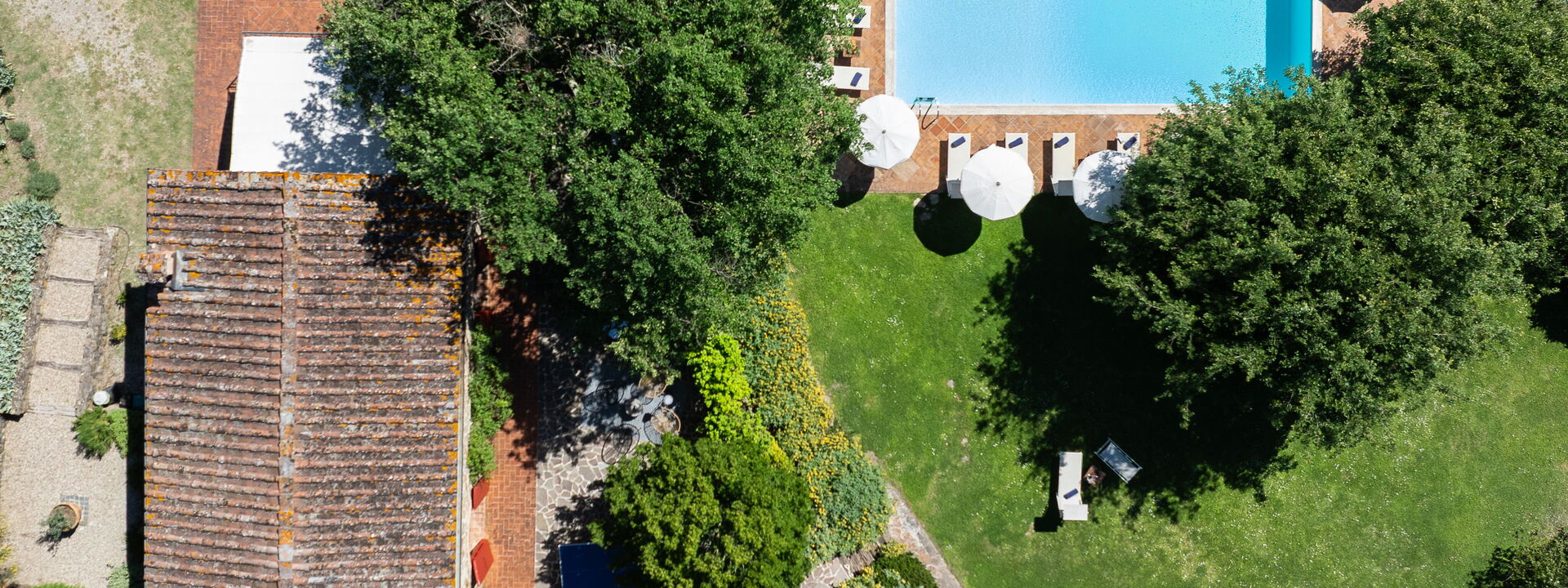 Villa Santa Barbara: Automne, bassin, Été, Jardin, Printemps
