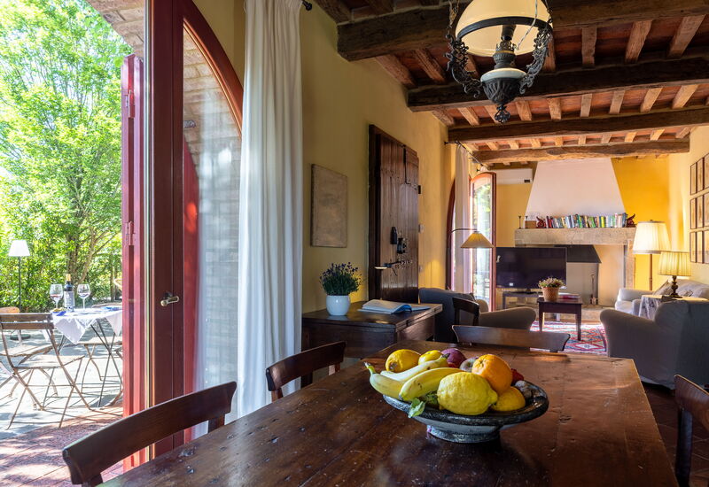 Villa Santa Barbara: Automne, Été, Printemps, Salle à manger, Salon