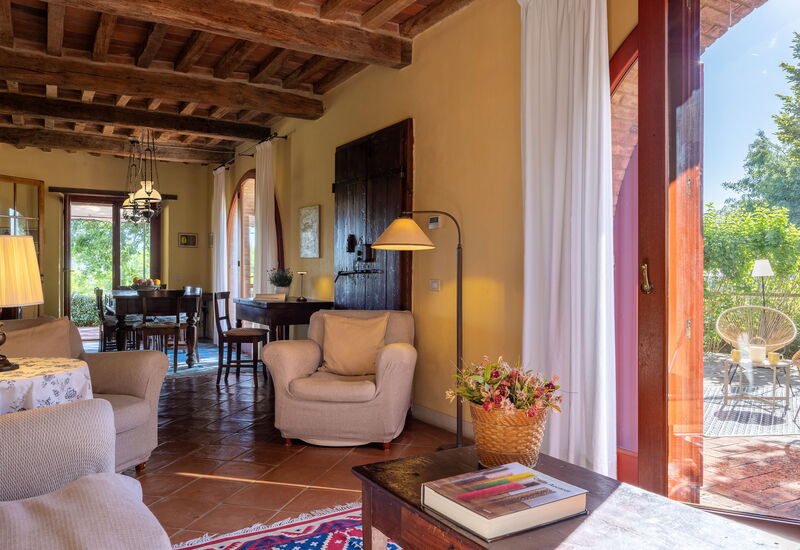 Villa Santa Barbara: Automne, Été, Printemps, Salle à manger, Salon