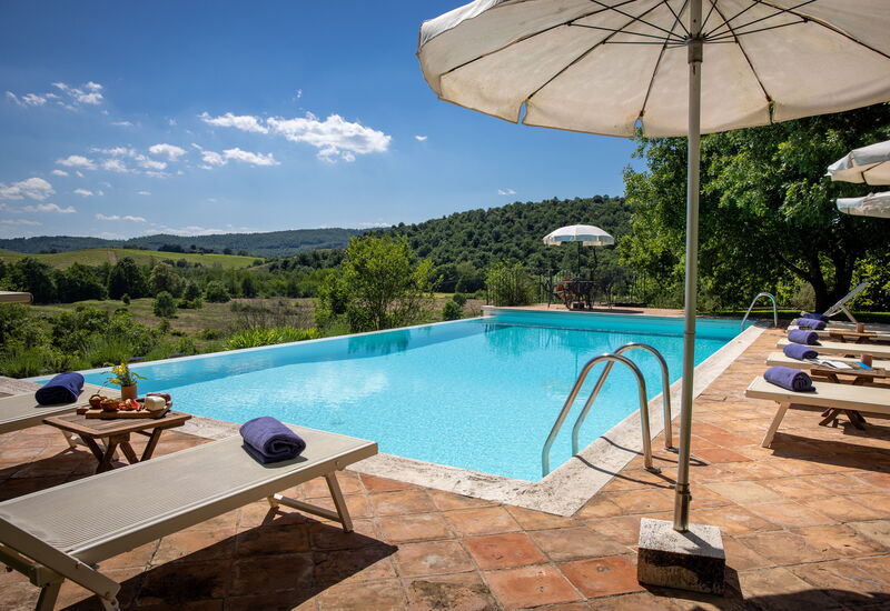 Villa Santa Barbara: Automne, Balcon / Terrasse / Patio, bassin, Été, Jardin, Printemps