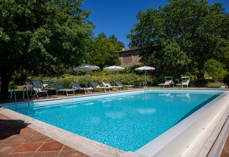 Villa Santa Barbara: Automne, bassin, Été, Jardin, Printemps