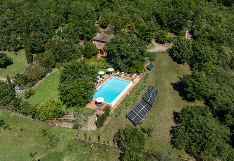 Villa Santa Barbara: Automne, bassin, Été, Extérieurs, Jardin, Printemps