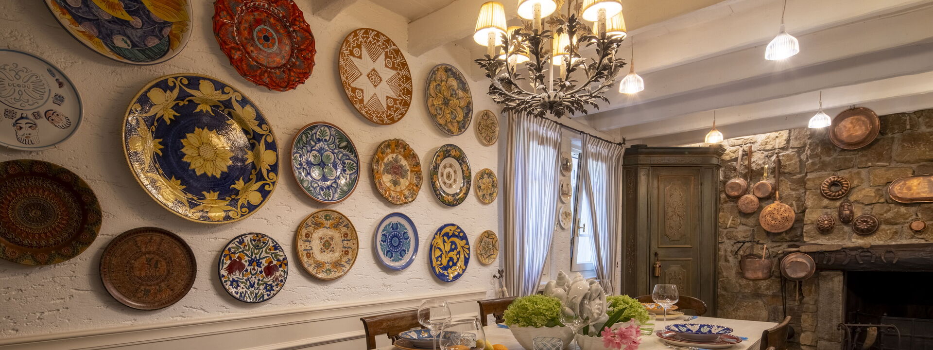 Villa El Perlè, Padenghe sul Garda: Autumn, Dining Room, Spring, Summer