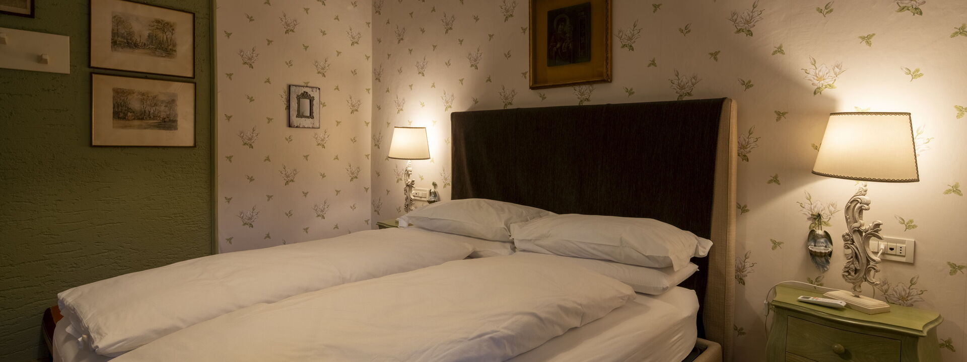 Villa El Perlè, Padenghe sul Garda: Autumn, Bedroom, Spring, Summer