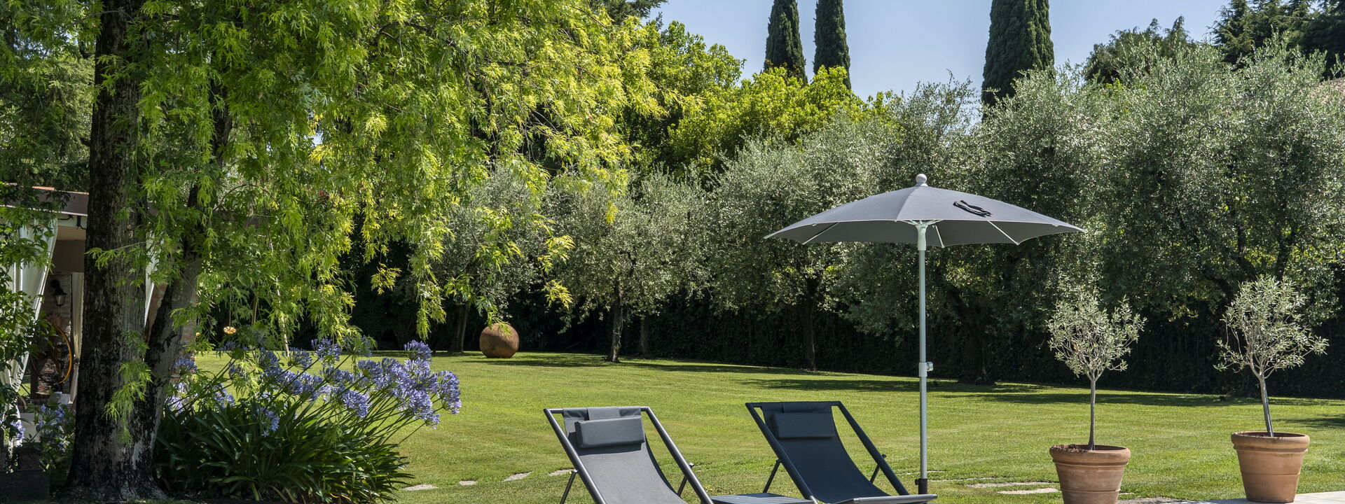 Villa El Perlè, Padenghe sul Garda: Autumn, Pool, Spring, Summer