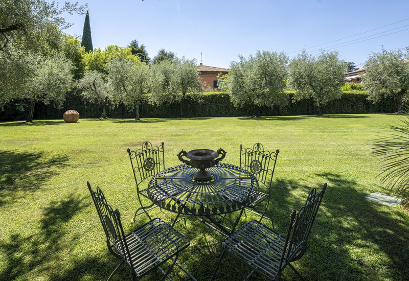 Villa El Perlè, Padenghe sul Garda: Autumn, Garden, Spring, Summer