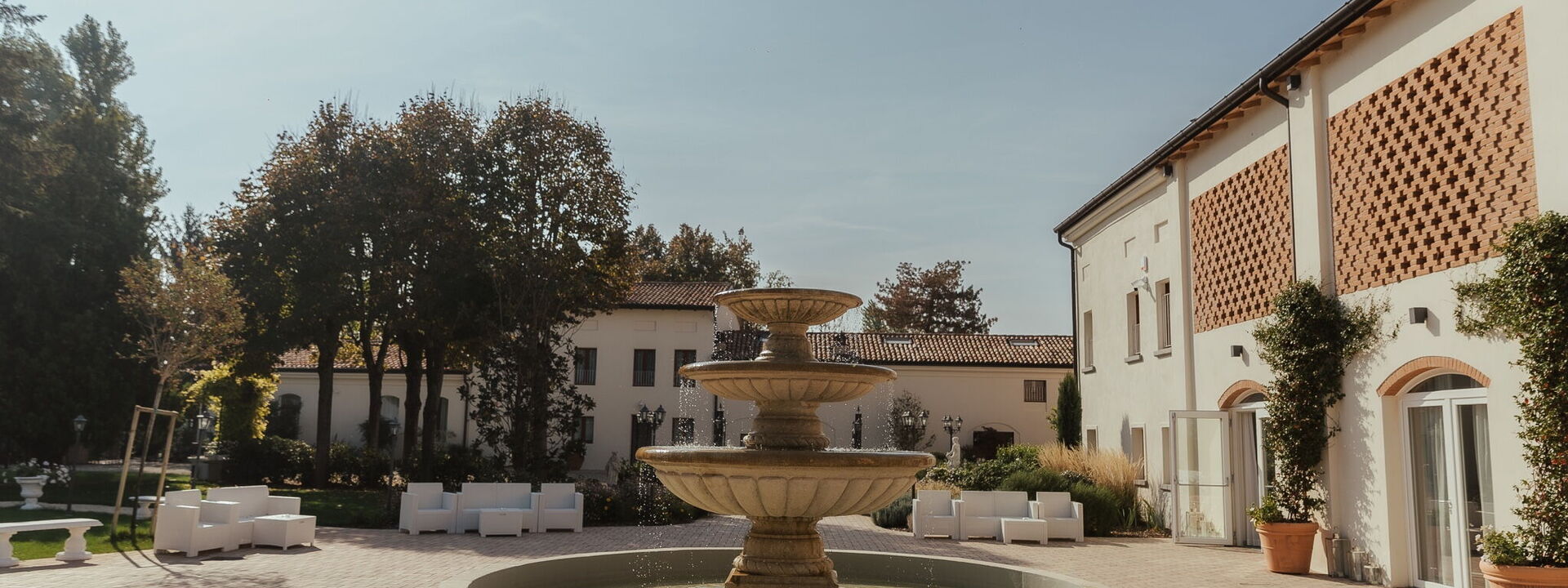 Villa Mirandola: Autumn, Garden, Spring, Summer