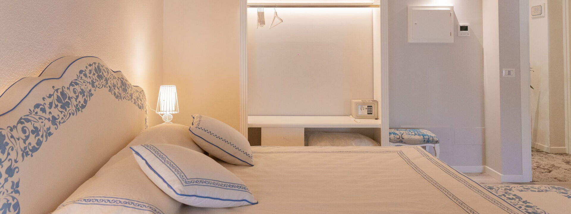 Villa Mirandola: Autumn, Bedroom, Spring, Summer