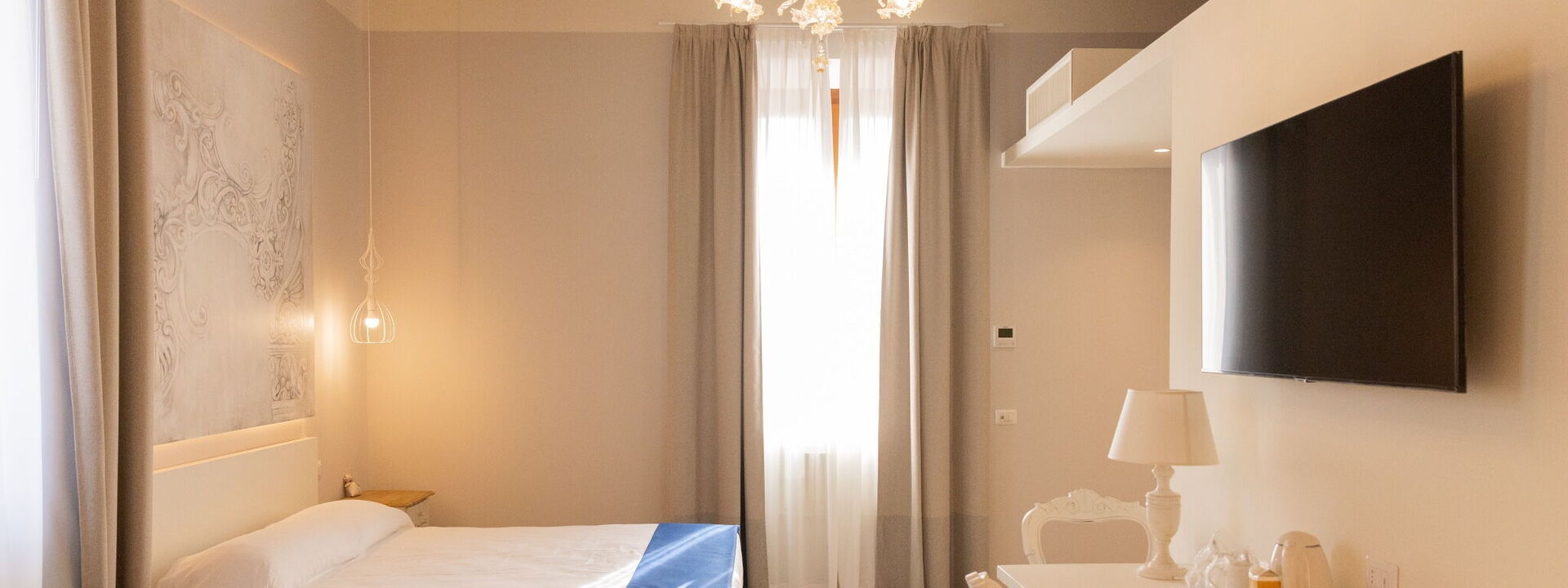 Villa Mirandola: Autumn, Bedroom, Spring, Summer