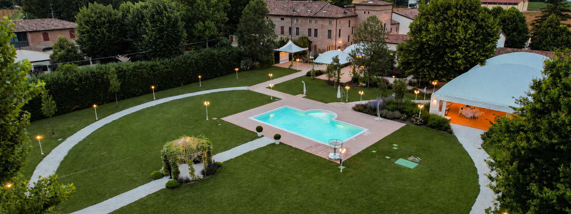 Villa Mirandola: Autumn, Pool, Spring, Summer