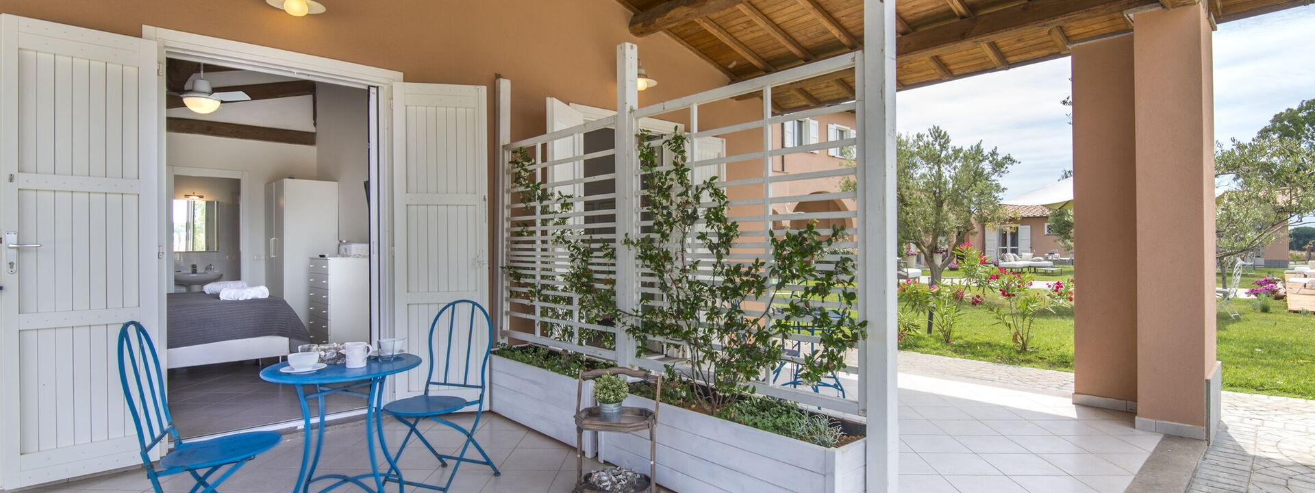 Villa Marina Velca: villa-marina-velca-tarquinia-villa-esterni