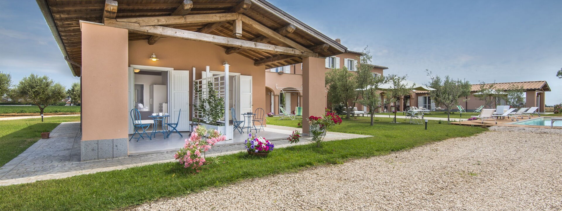 Villa Marina Velca: villa-marina-velca-tarquinia-villa-esterni