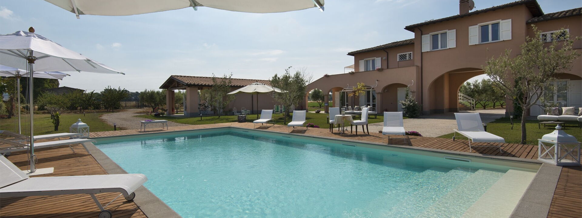 Villa Marina Velca: villa-marina-velca-tarquinia-villa-piscina