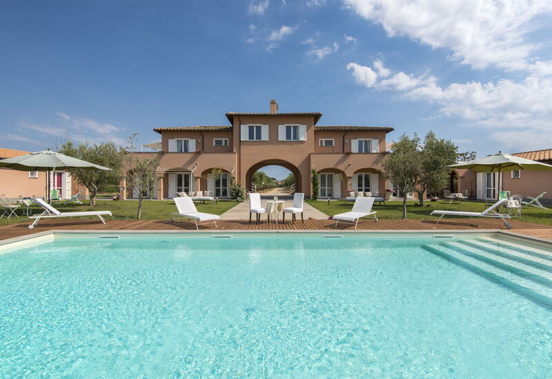 Villa Marina Velca: villa-marina-velca-tarquinia-villa-pool