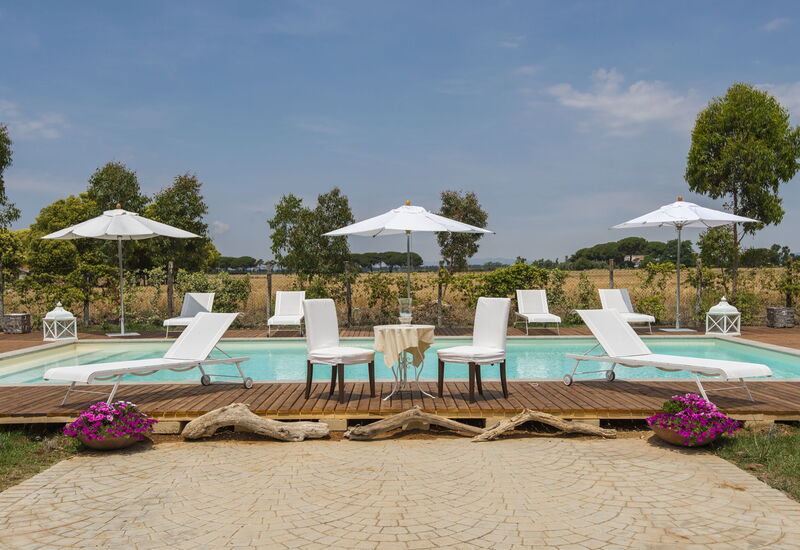 Villa Marina Velca: villa-marina-velca-tarquinia-villa-pool