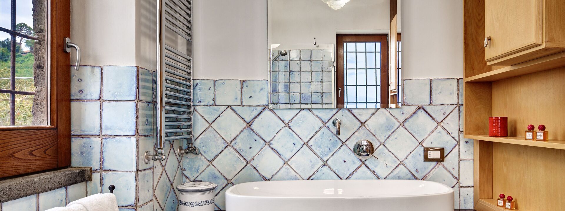 Stony Villa Volcano View: stony-villa-volcano-view-sant-agata-sui-due-golfi-villa-bagno