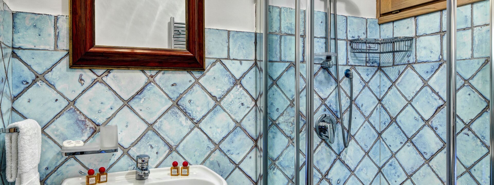 Stony Villa Volcano View: stony-villa-volcano-view-sant-agata-sui-due-golfi-villa-bagno