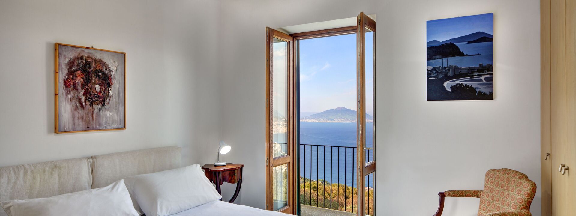 Stony Villa Volcano View: stony-villa-volcano-view-sant-agata-sui-due-golfi-villa-camera-da-letto